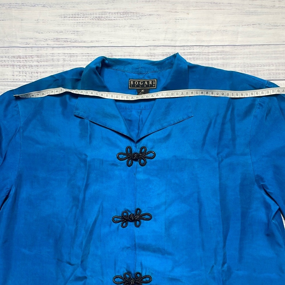 100% Silk Blue Silk Blouse with Knot Buttons - Picture 6 of 16